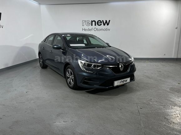 HEDEF RENAULT'DAN 0,99 KREDİ 2023 MEGANE TOUCH 1.3 TCE EDC