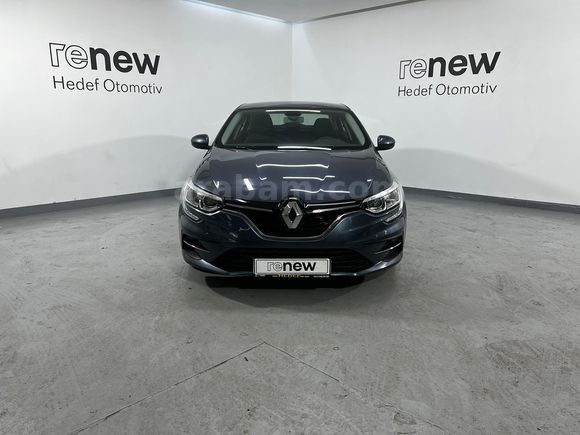 HEDEF RENAULT'DAN 0,99 KREDİ 2023 MEGANE TOUCH 1.3 TCE EDC