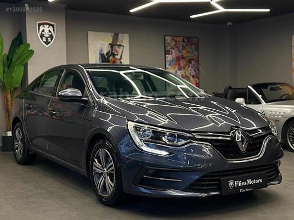 FLİES MOTORS'DAN RENAULT MEGANE 1.3 TCE 100'BİN KM HATASIZ