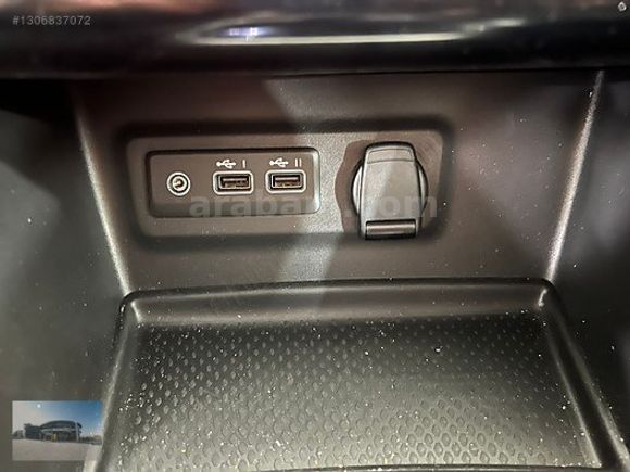 2025 Megane 1.3 TCe Touch EDC / 6.304 KM "%0,79 KREDİ"