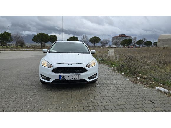 Sahibinden Ford Focus 1.6 TDCi Trend X 2014 Model  259.000 km Beyaz