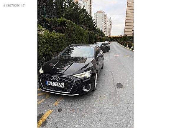 2022 Audi A3 Sedan 35 TFSI Advance