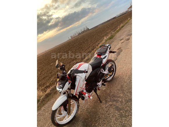 DİKKAT ÇEKMEK İSTEYENE RTR 200