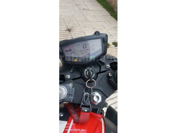 DİKKAT ÇEKMEK İSTEYENE RTR 200