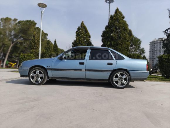 Sahibinden Opel Vectra 1.6 GLS 1990 Model