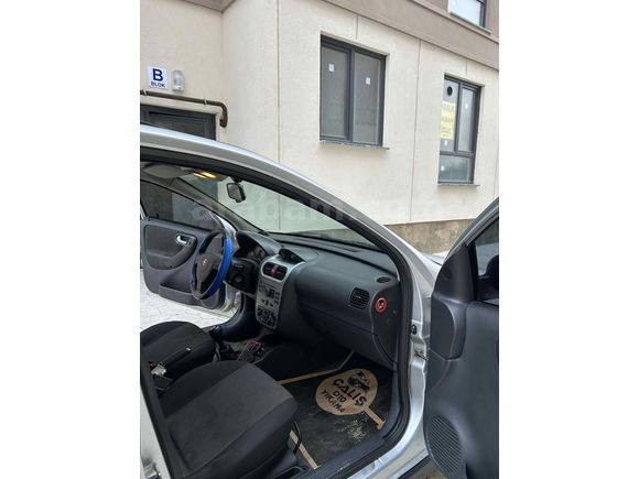 Sahibinden Opel Corsa 1.2 MANUEL 2006 Model 