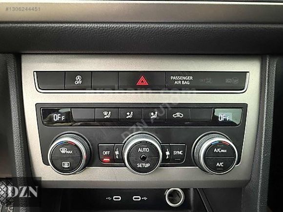 SEAT ATECA 1.5 ECOTSİ 150Hp ACİLL HATASIZ SIFIR KONDİSYON
