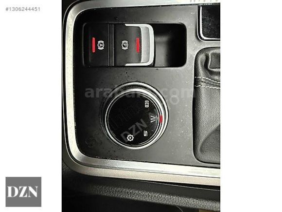 SEAT ATECA 1.5 ECOTSİ 150Hp ACİLL HATASIZ SIFIR KONDİSYON