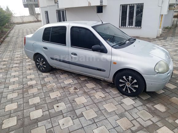 Sahibinden Renault Clio 1.4 RNA 2000 Model