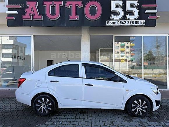 2013 DİZEL SEDAN SADECE BİR BUÇUK PARÇA BOYALI AVEO.