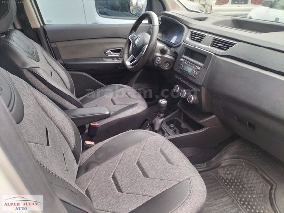 ALPER ALTAN AUTO DAN BAKIMLI RENAULT EXPRESS COMBİ