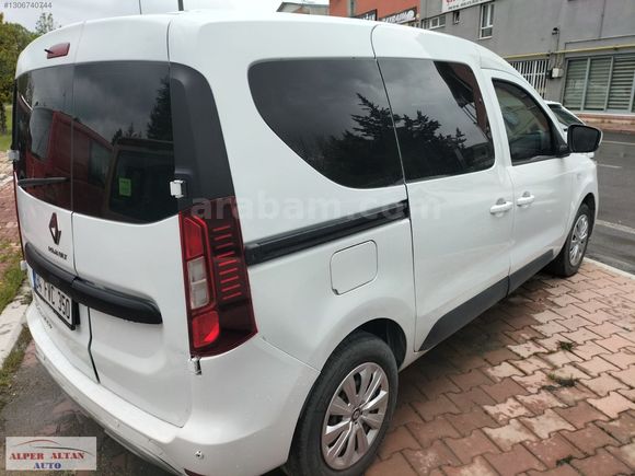 ALPER ALTAN AUTO DAN BAKIMLI RENAULT EXPRESS COMBİ