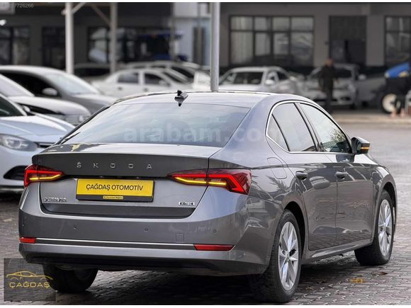ÇAĞDAŞ'DAN 2022 OCTAVIA PREMIUM