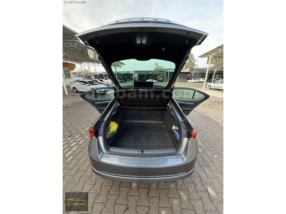 ÇAĞDAŞ'DAN 2022 OCTAVIA PREMIUM