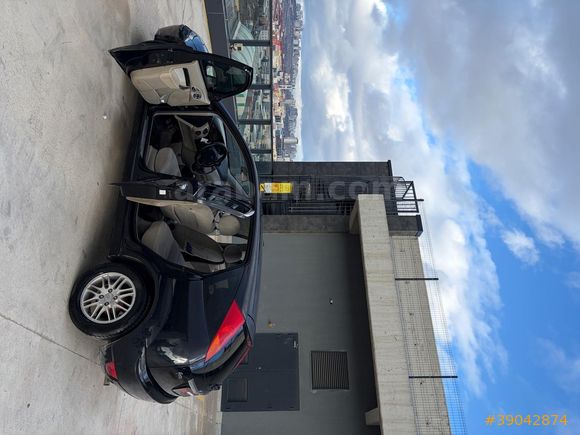 2004 - Ford Focus - Ghia - Değişensiz - Klimalı