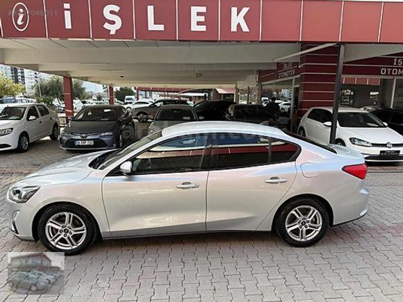 2021 MODEL 1.5 TDCI ECOBLUE FORD FOCUS 117.000 KM TREND X