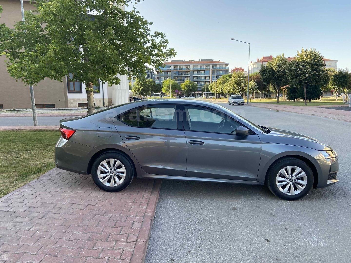 Galeriden Skoda Octavia 1.5 Mhev Elite 2025 Model Konya 45.685 km Gri (titanyum) 3