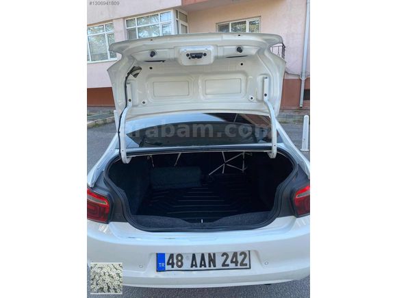 Temiz aile aracı