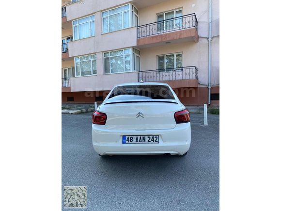 Temiz aile aracı