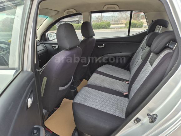 ÇAKMAKLAR'DAN 2011 MODEL HYUNDAİ İ.10 1.1 TEAM 135.000 KM