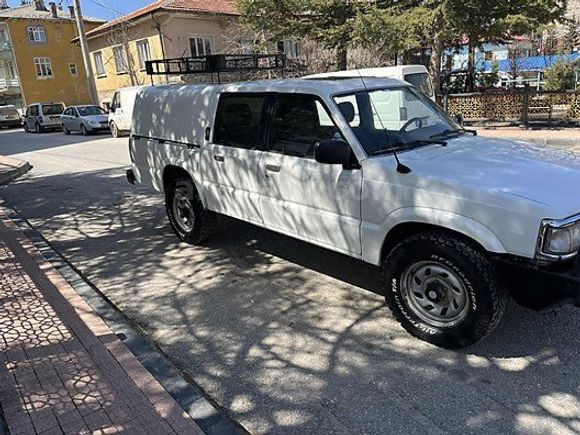 Galeriden Mazda B 2500 Çift Kabin SDX 1998 Model Konya 200.532 km