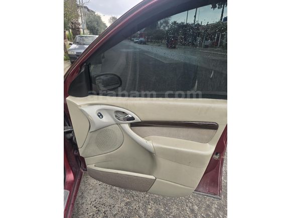 Sahibinden Ford Focus 1.6 Ghia 2002 Model Aydın