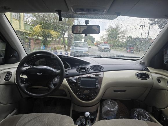 Sahibinden Ford Focus 1.6 Ghia 2002 Model Aydın