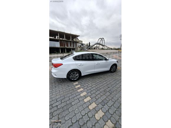 SIFIR 2025 MODEL TİTANİUM STİL PAKET 7 BİN KM DE