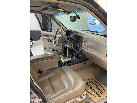 2002 4x4 FORD EXPLORER