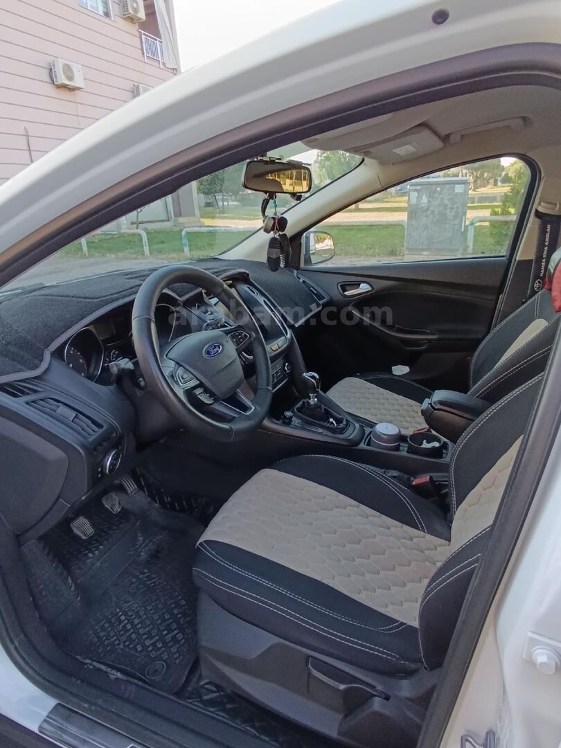 Sahibinden Ford Focus 1.6 TDCi Trend X 2015 Model 7