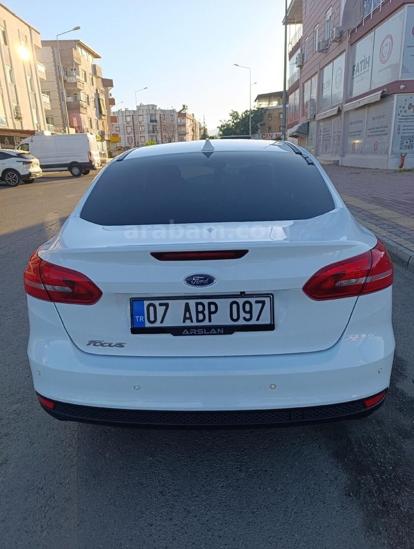 Sahibinden Ford Focus 1.6 TDCi Trend X 2015 Model 4