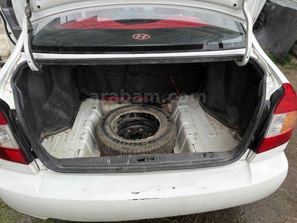 Sahibinden Hyundai Accent 1.3 LX 2001 Model 