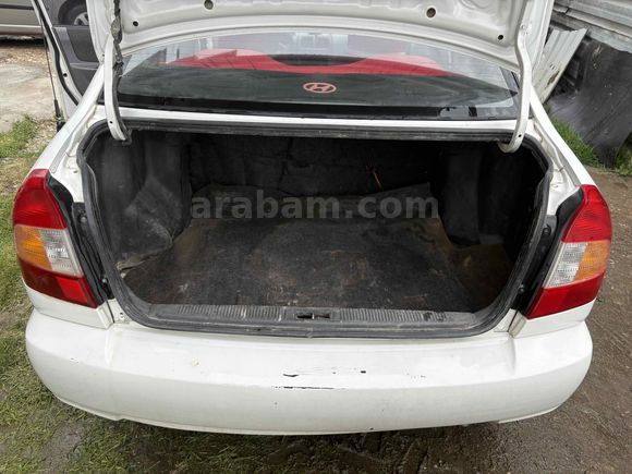 Sahibinden Hyundai Accent 1.3 LX 2001 Model 