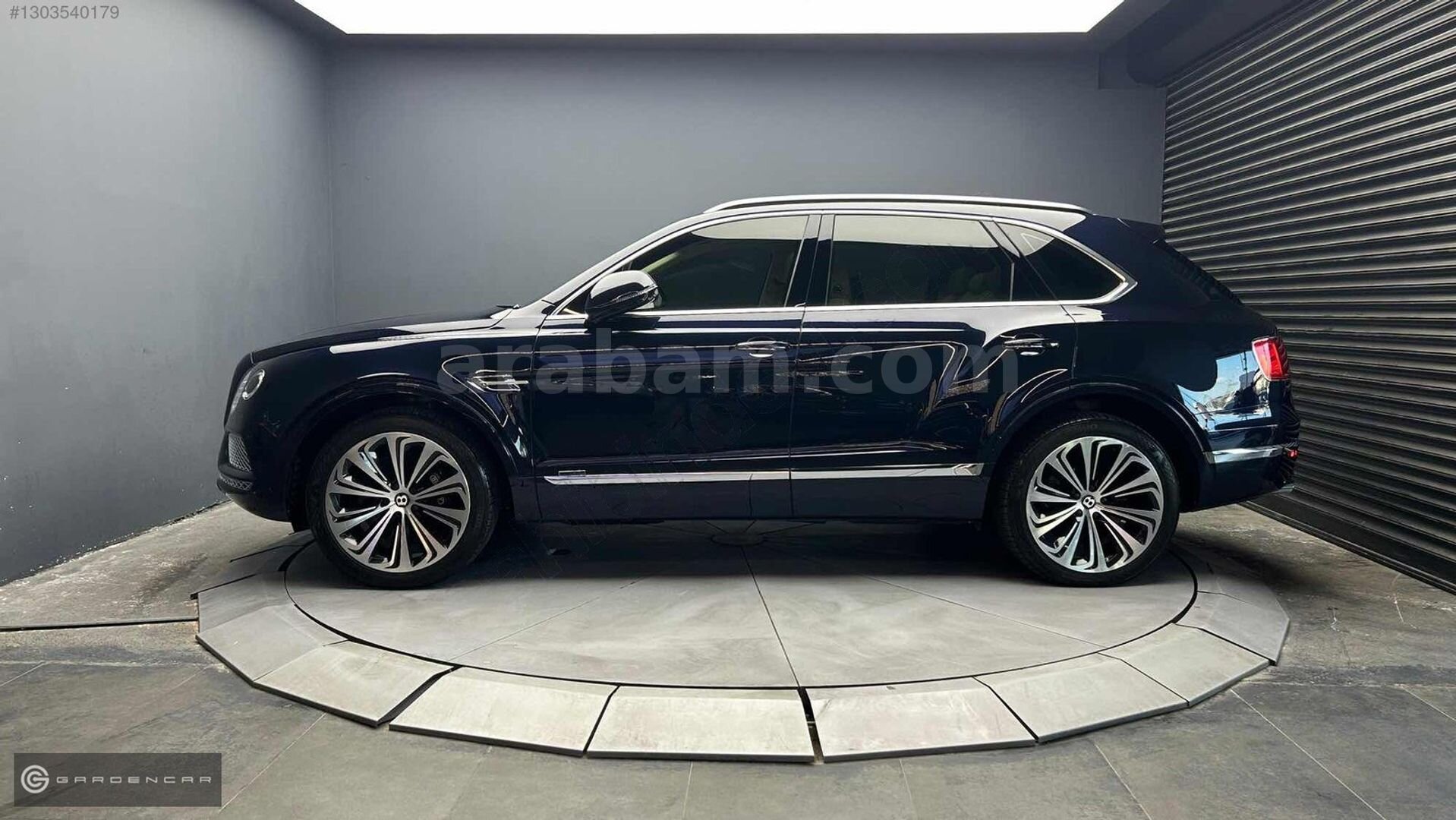 Galeriden Bentley Bentayga 4.0 Diesel 2017 Model İstanbul 78.000 km Lacivert 6