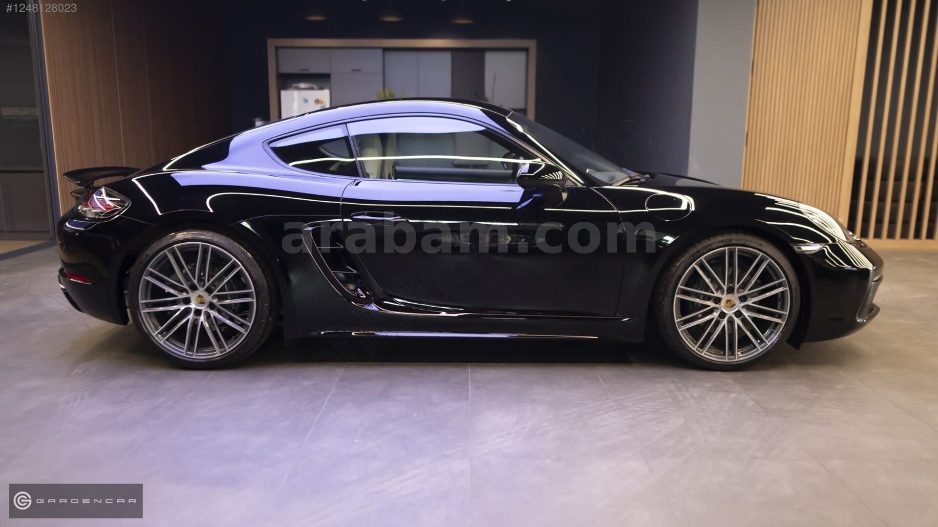 Galeriden Porsche 718 Cayman 4.0 GT4 2023 Model İstanbul 0 km Siyah 2