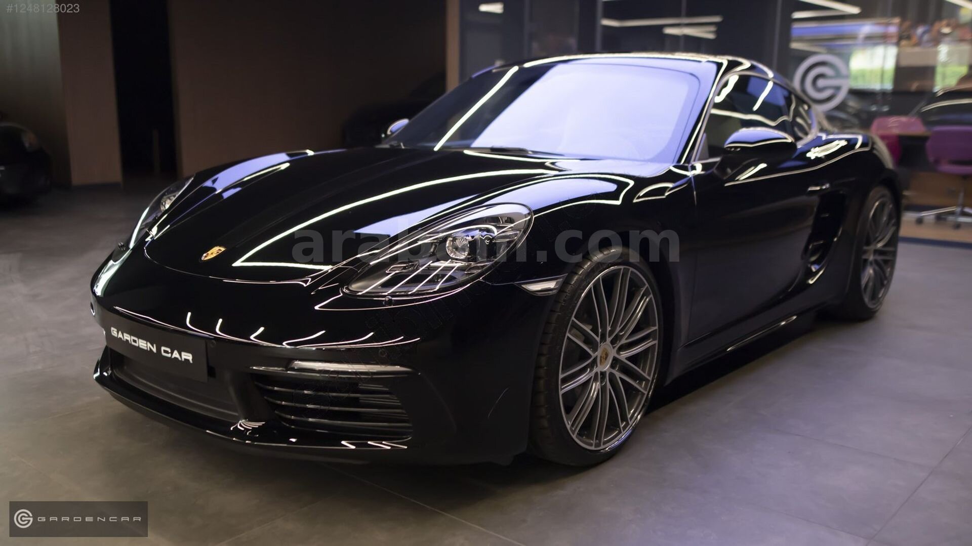 Galeriden Porsche 718 Cayman 4.0 GT4 2023 Model İstanbul 0 km Siyah 7