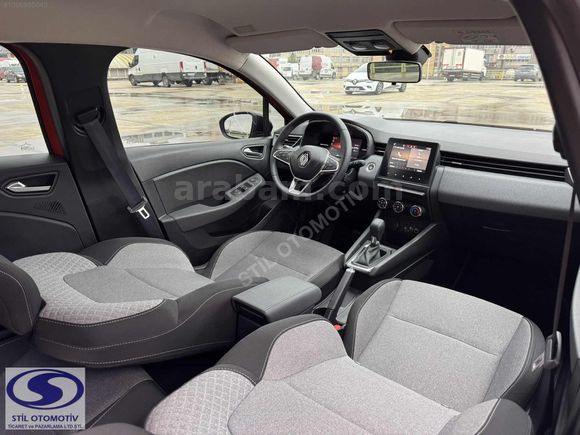 2024 RENAULT CLİO 1.0 TCE EVOLUTİON X-TRONİC 12.000 KM OTOMATİK