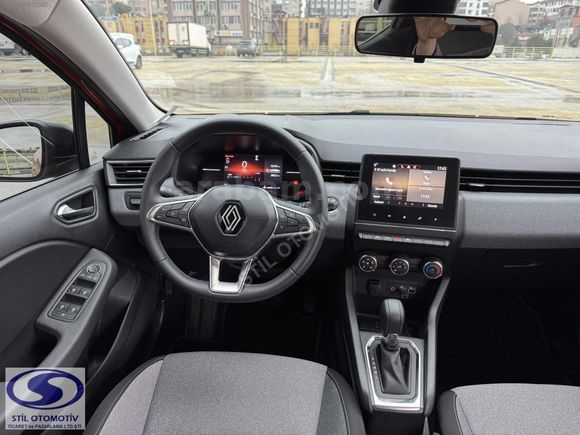 2024 RENAULT CLİO 1.0 TCE EVOLUTİON X-TRONİC 12.000 KM OTOMATİK