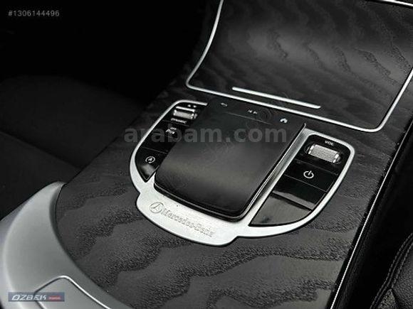 ÖZBEK PREMİUM'DAN C200D AMG CAM TAVAN+TOUCH PAD İMZALI SERİ