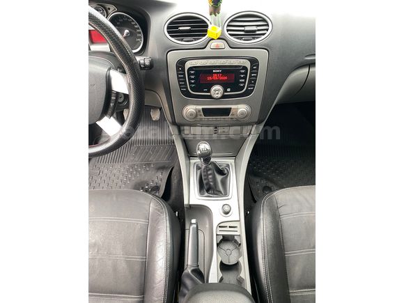 FOCUS+TİTANİUM X+SUNROOFLU+BAKIMLI+1.6TDCİ+110HP
