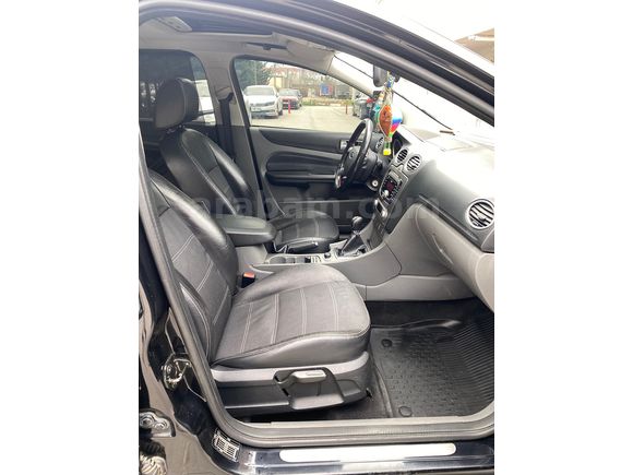 FOCUS+TİTANİUM X+SUNROOFLU+BAKIMLI+1.6TDCİ+110HP