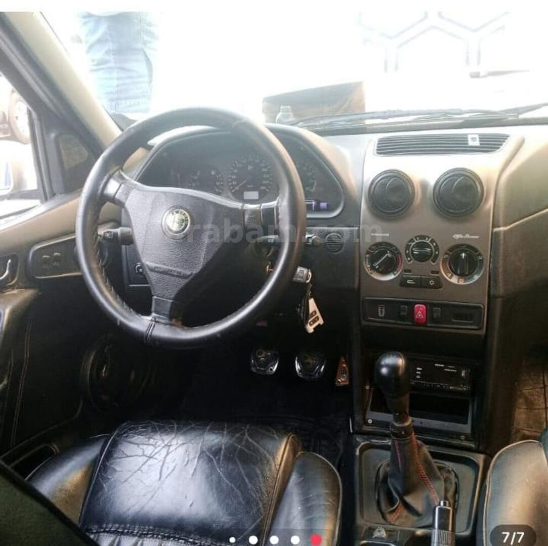 Sahibinden Alfa Romeo 146 2.0 Ti 1998 Model Adana 316.000 km Şampanya 4