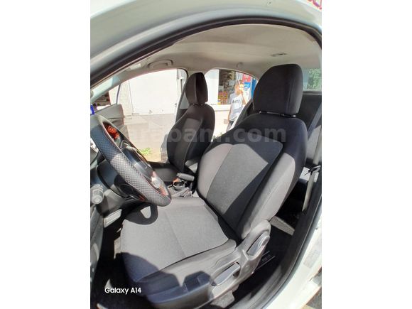 1.3 dizel easy yeni kasa egea çelik jant double ekran geri görüş kameralı