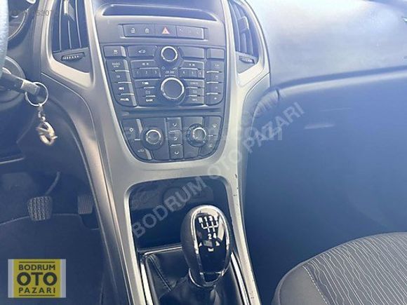 BODRUM OTO PAZARI-2013 OPEL ASTRA