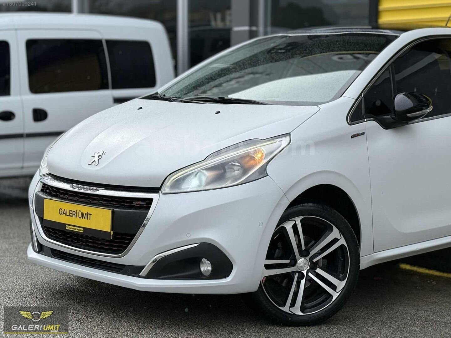 Galeriden Peugeot 208 1.2 PureTech GT Line 2016 Model Burdur 140.000 km Beyaz 4