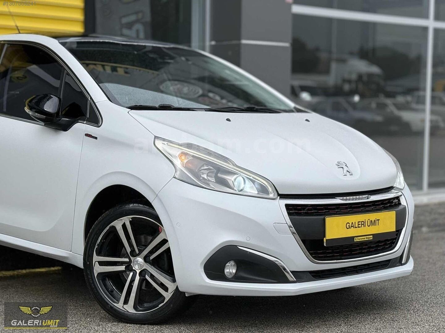 Galeriden Peugeot 208 1.2 PureTech GT Line 2016 Model Burdur 140.000 km Beyaz 5