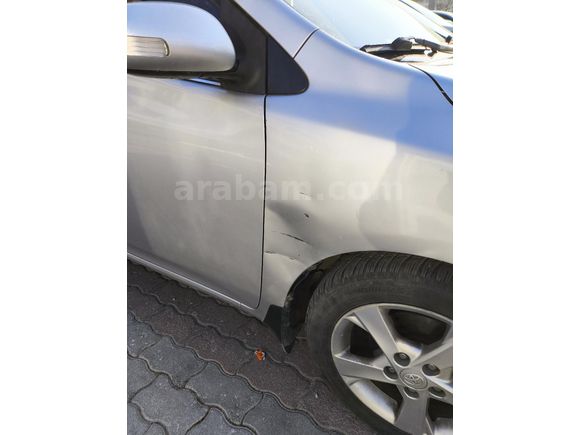 Sahibinden Doktor plakalı Toyota Corolla 1.4 D-4D Elegant 2012 Model