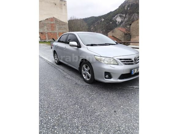 Sahibinden Doktor plakalı Toyota Corolla 1.4 D-4D Elegant 2012 Model