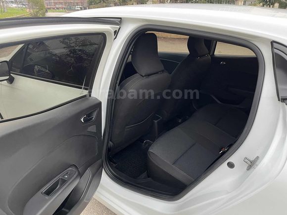 2023 RENAULT CLIO 1.0 TCE TOUCH *52.000* KM / HATASIZ BOYASIZ