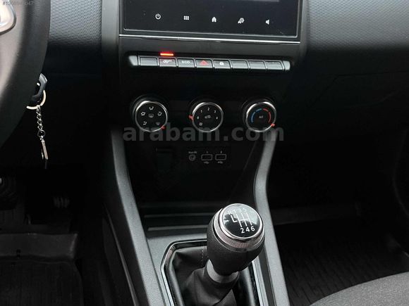 2023 RENAULT CLIO 1.0 TCE TOUCH *52.000* KM / HATASIZ BOYASIZ